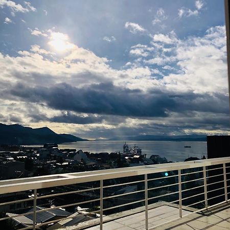 Appartamento Departamento Bella Vista Ushuaia Esterno foto